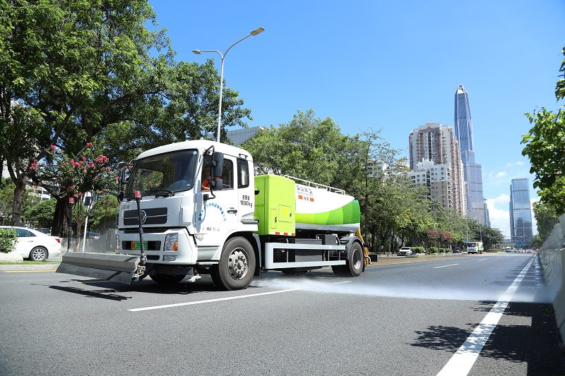 解決城市垃圾問(wèn)題：垃圾清運的重要性和挑戰